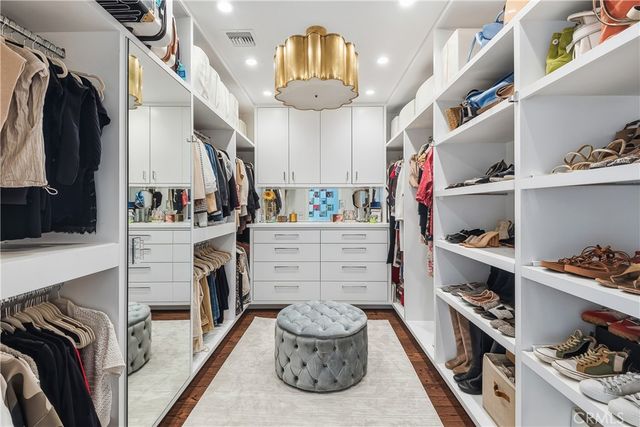 4430 Estrondo Drive, Encino, CA 91436