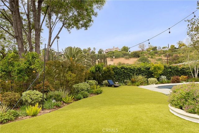 4430 Estrondo Drive, Encino, CA 91436
