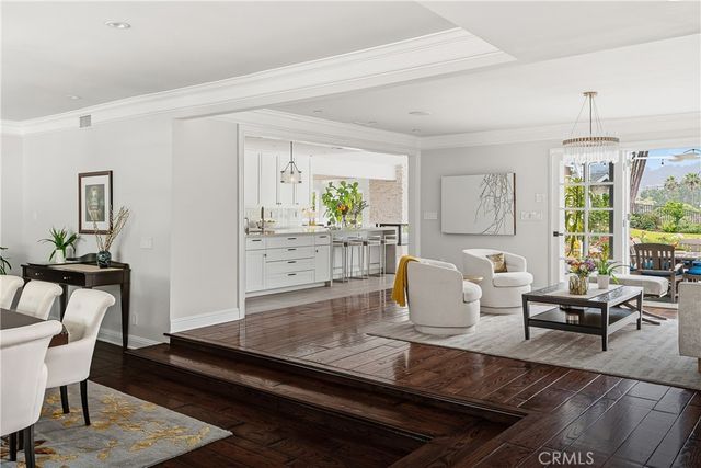 4430 Estrondo Drive, Encino, CA 91436