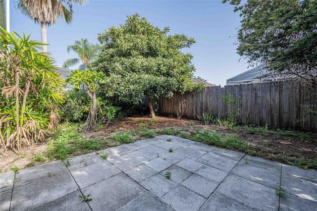 612 ALLISON AVENUE, Davenport, FL 33897