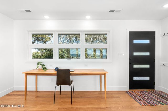 129 Dogwood Circle, Atlantic Beach, NC 28512