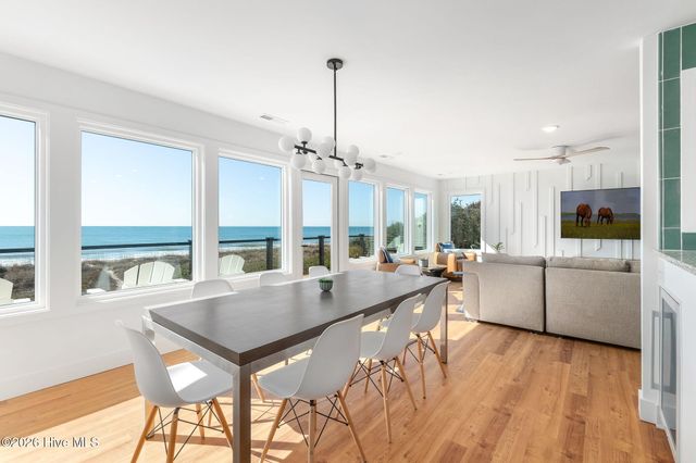 129 Dogwood Circle, Atlantic Beach, NC 28512