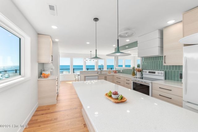 129 Dogwood Circle, Atlantic Beach, NC 28512