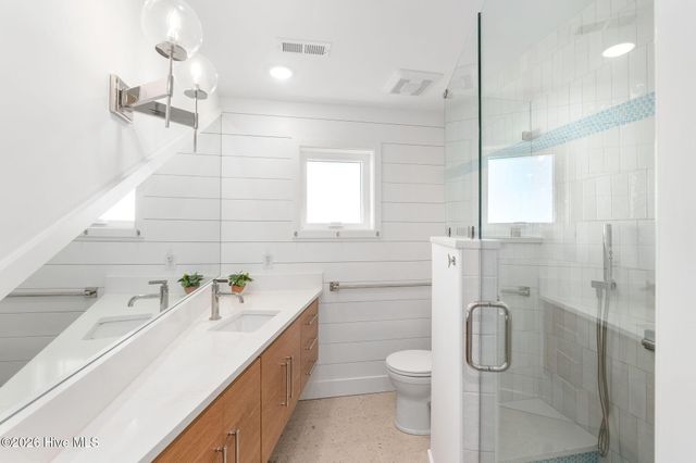 129 Dogwood Circle, Atlantic Beach, NC 28512