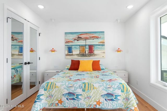 129 Dogwood Circle, Atlantic Beach, NC 28512