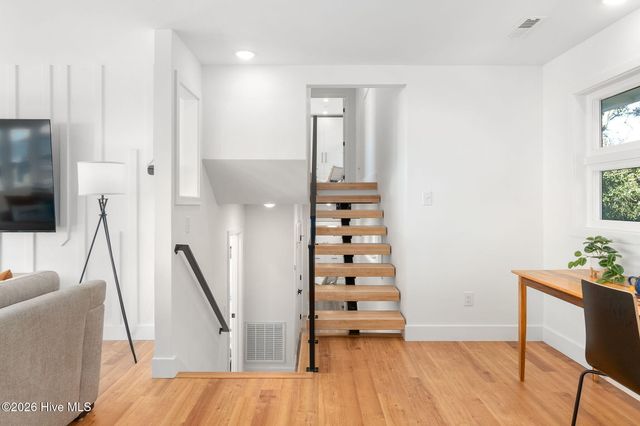 129 Dogwood Circle, Atlantic Beach, NC 28512