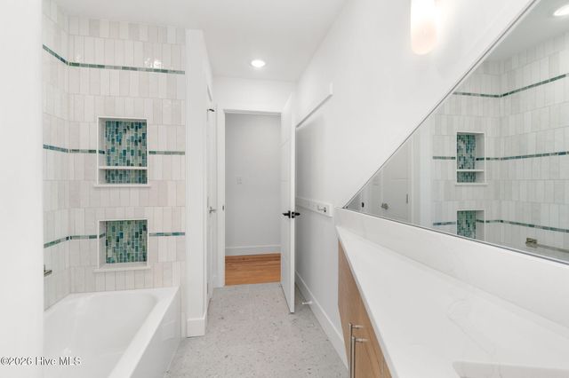 129 Dogwood Circle, Atlantic Beach, NC 28512