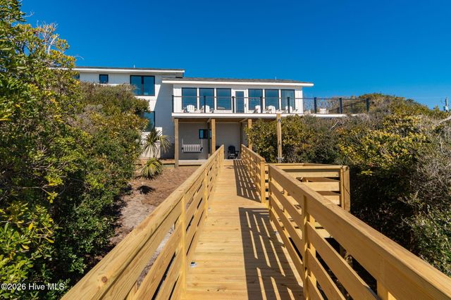 129 Dogwood Circle, Atlantic Beach, NC 28512