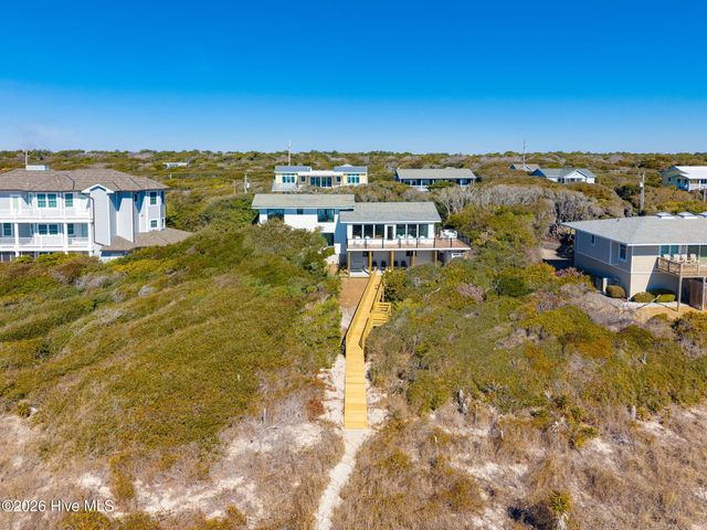 129 Dogwood Circle, Atlantic Beach, NC 28512