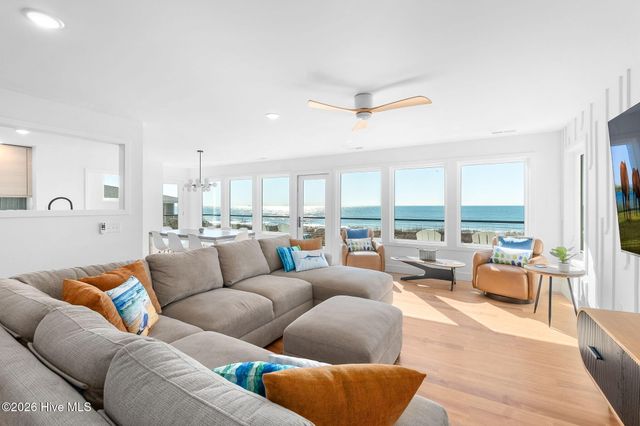 129 Dogwood Circle, Atlantic Beach, NC 28512