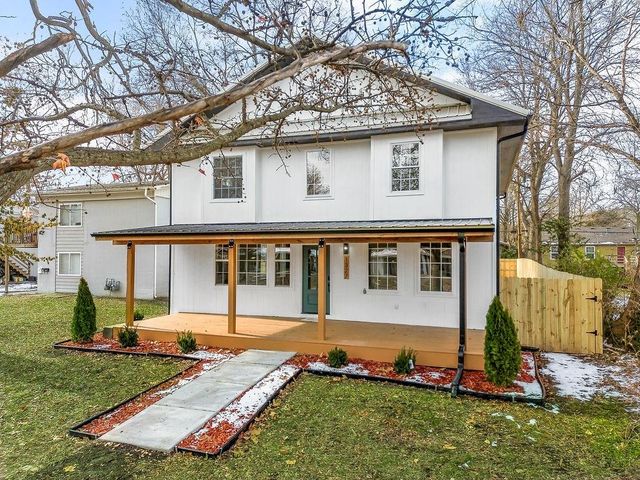 1327 New Jersey Street, Lawrence, KS 66044