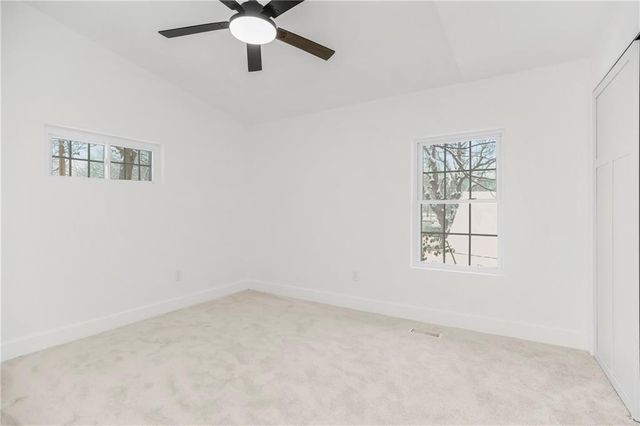 1327 New Jersey Street, Lawrence, KS 66044