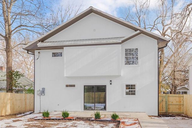 1327 New Jersey Street, Lawrence, KS 66044