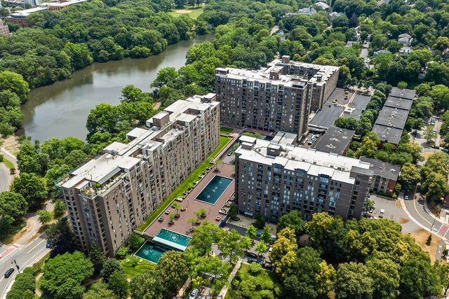 44 Washington St 313, Brookline, MA 02445