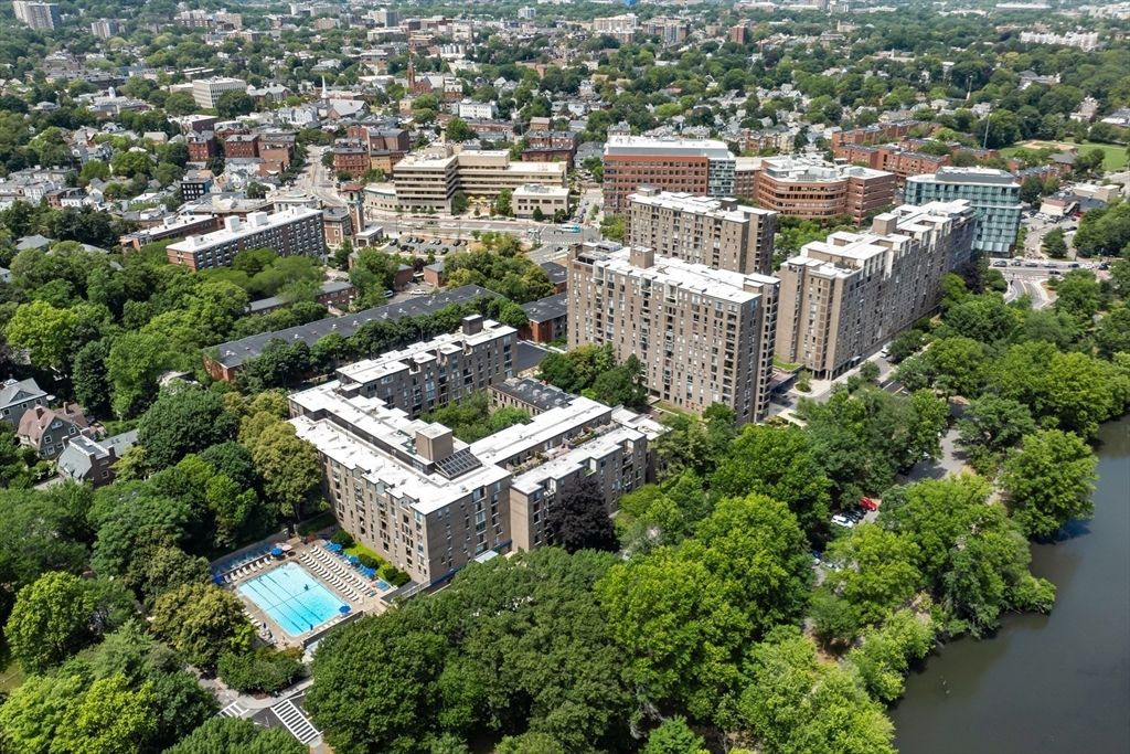 44 Washington St 313, Brookline, MA 02445