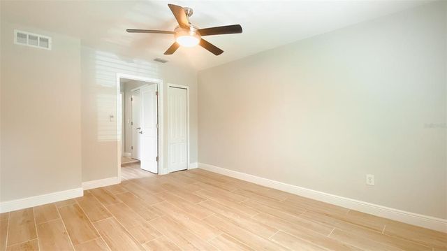 1005 GANTT AVENUE, Sarasota, FL 34232