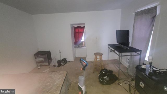 42 N EAST ST, York, PA 17403