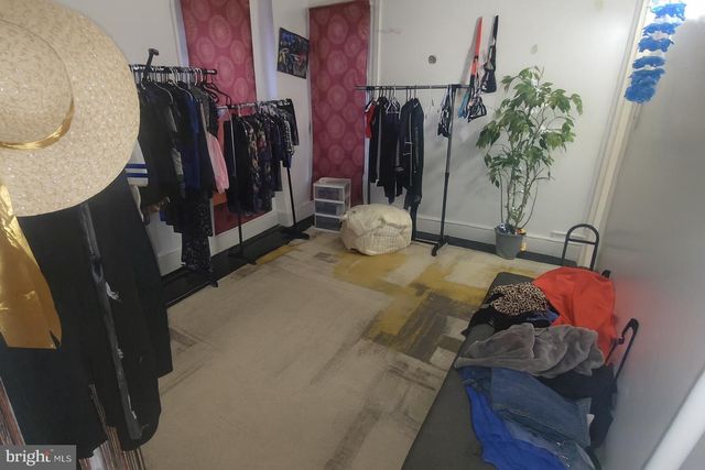 42 N EAST ST, York, PA 17403