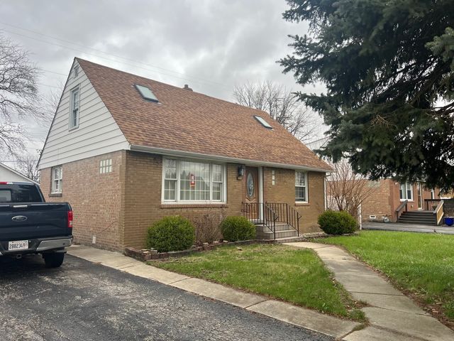7712 Suburban Lane, Bridgeview, IL 60455