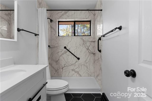 514 Camrose Drive, Charlotte, NC 28215