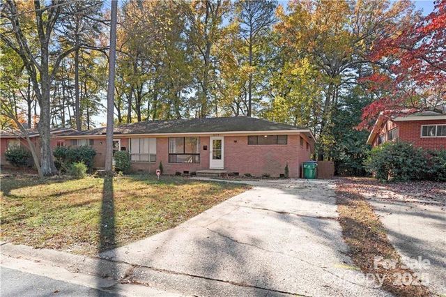 514 Camrose Drive, Charlotte, NC 28215