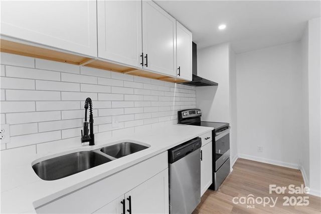 514 Camrose Drive, Charlotte, NC 28215