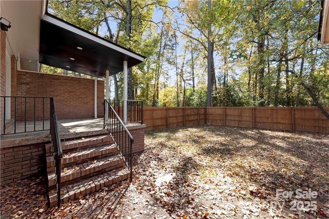 514 Camrose Drive, Charlotte, NC 28215