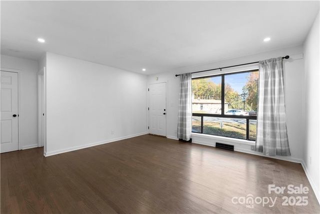 514 Camrose Drive, Charlotte, NC 28215