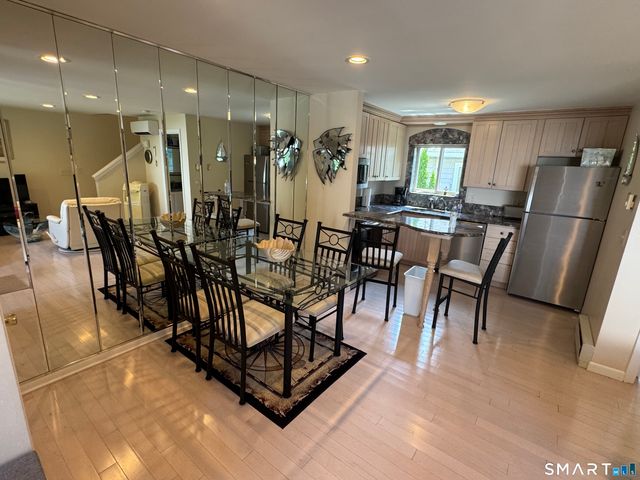 7 Clearwater Lane 7, East Hampton, CT 06424