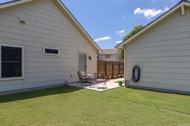128 Saddle Trl, Cibolo, TX 78108