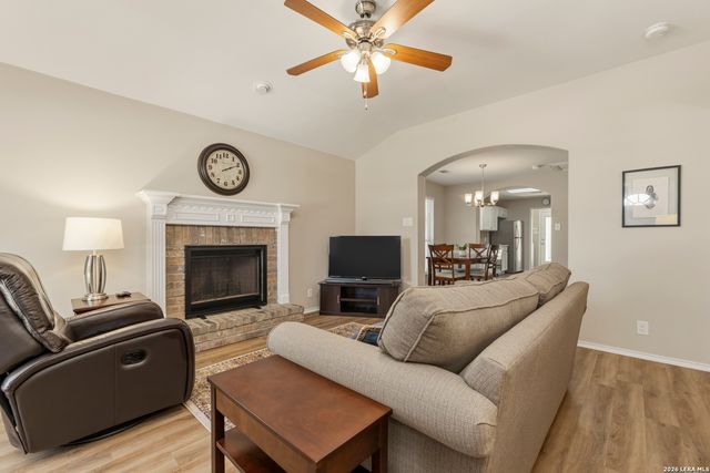 128 Saddle Trl, Cibolo, TX 78108