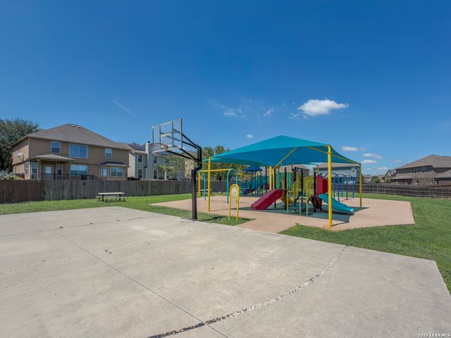 128 Saddle Trl, Cibolo, TX 78108