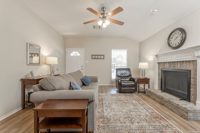 128 Saddle Trl, Cibolo, TX 78108