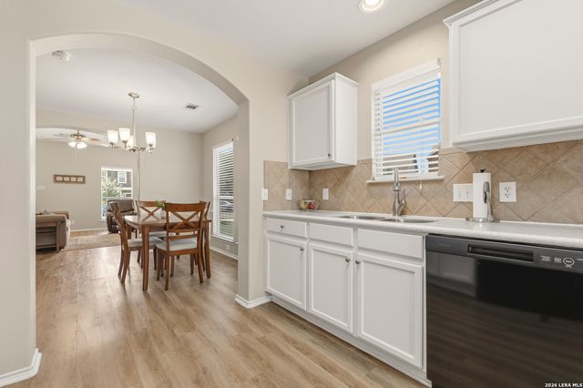 128 Saddle Trl, Cibolo, TX 78108