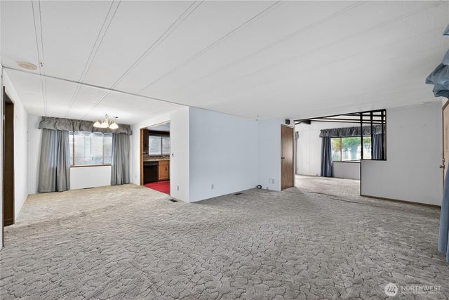 2725 E Fir St Unit 105, Mount Vernon, WA 98273