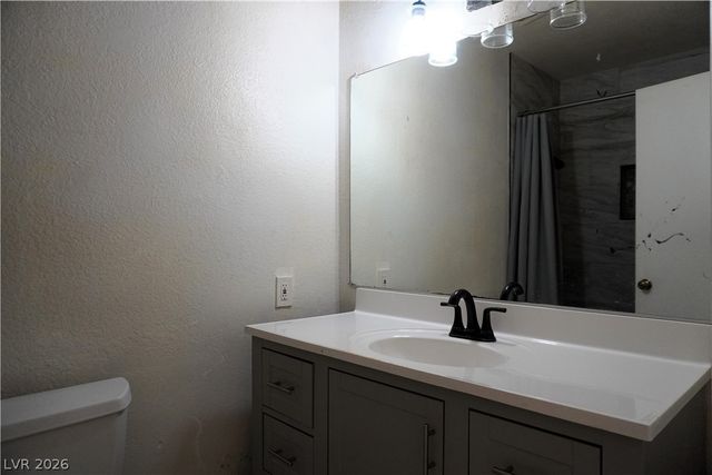 3649 New Horizon Drive, Las Vegas, NV 89115