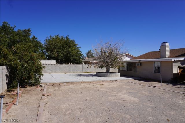 3649 New Horizon Drive, Las Vegas, NV 89115