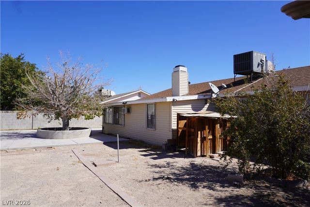 3649 New Horizon Drive, Las Vegas, NV 89115