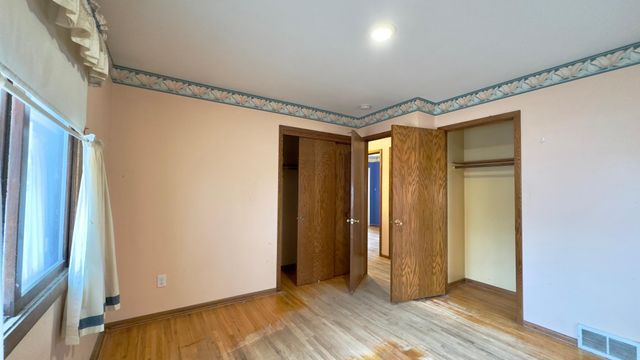 849 81st Avenue NE, Spring Lake Park, MN 55432