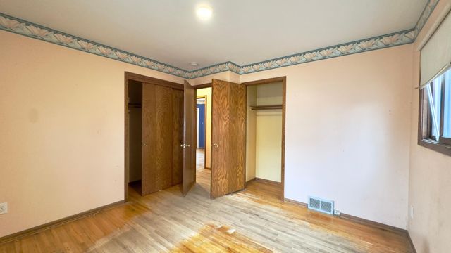 849 81st Avenue NE, Spring Lake Park, MN 55432