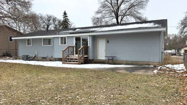 849 81st Avenue NE, Spring Lake Park, MN 55432