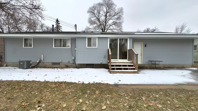 849 81st Avenue NE, Spring Lake Park, MN 55432