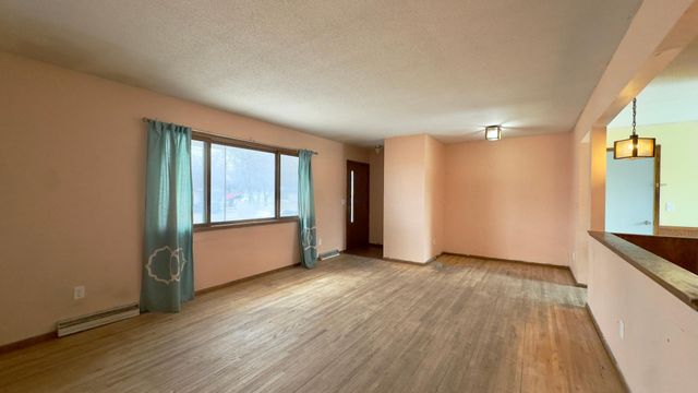 849 81st Avenue NE, Spring Lake Park, MN 55432