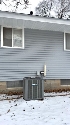 849 81st Avenue NE, Spring Lake Park, MN 55432