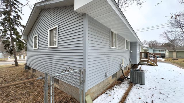 849 81st Avenue NE, Spring Lake Park, MN 55432