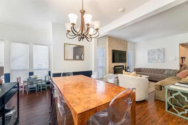 4320 Bellaire Drive S 205W, Fort Worth, TX 76109