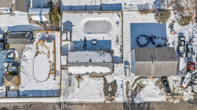 805 Cambridge Avenue, Union Beach, NJ 07735