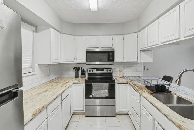 3634 Greenacres Place Drive 206, Bossier City, LA 71111