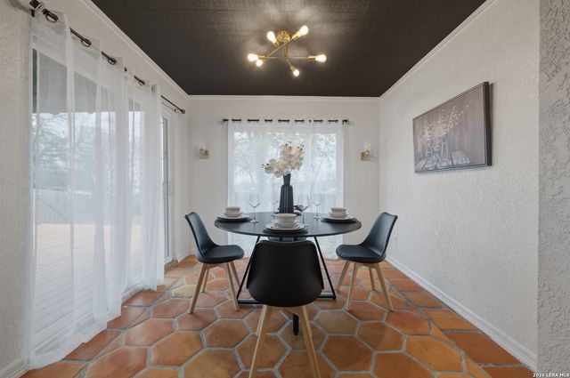 7914 Windlake, San Antonio, TX 78230