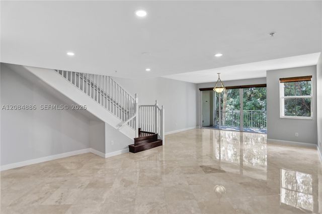 7564 SW 102nd St 211, Pinecrest, FL 33156